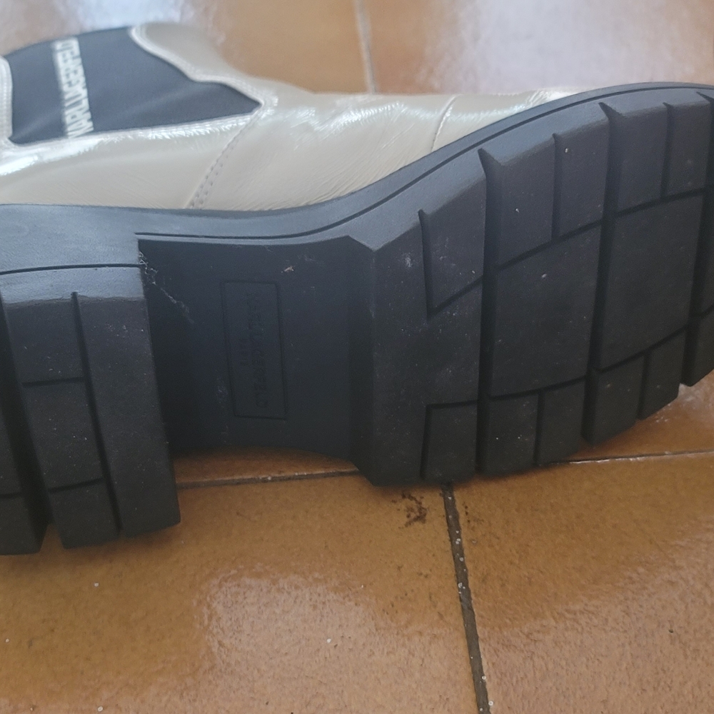 Authentic Karl Lagerfeld botties.